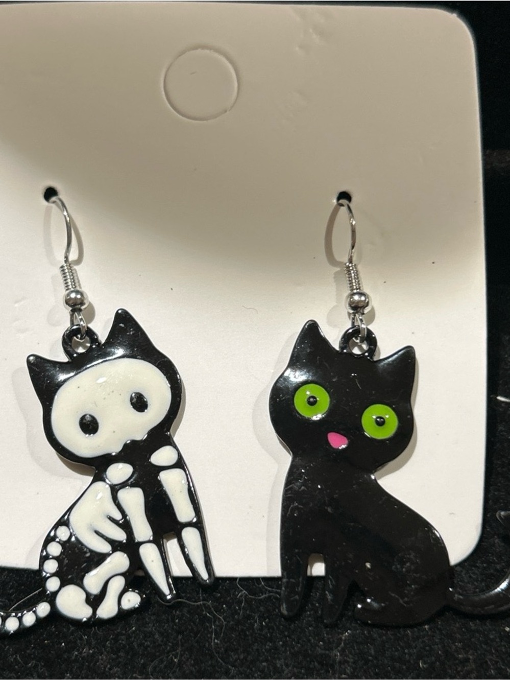 Cute Black Cat Dangle Earrings with Green Eyes - Unbranded